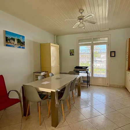 Maison Pres Mer, Terrasse Ensoleillee - 6 Pers. - Fr-1-323-608 *